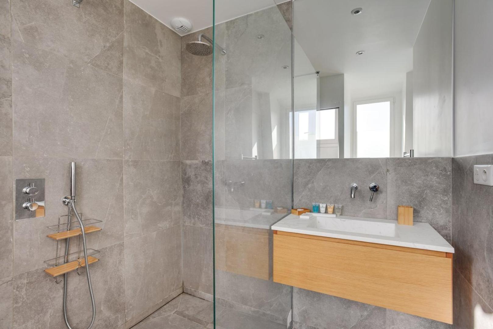 157 Suite Sacha - Superbe Duplex A Paris Eksteriør billede